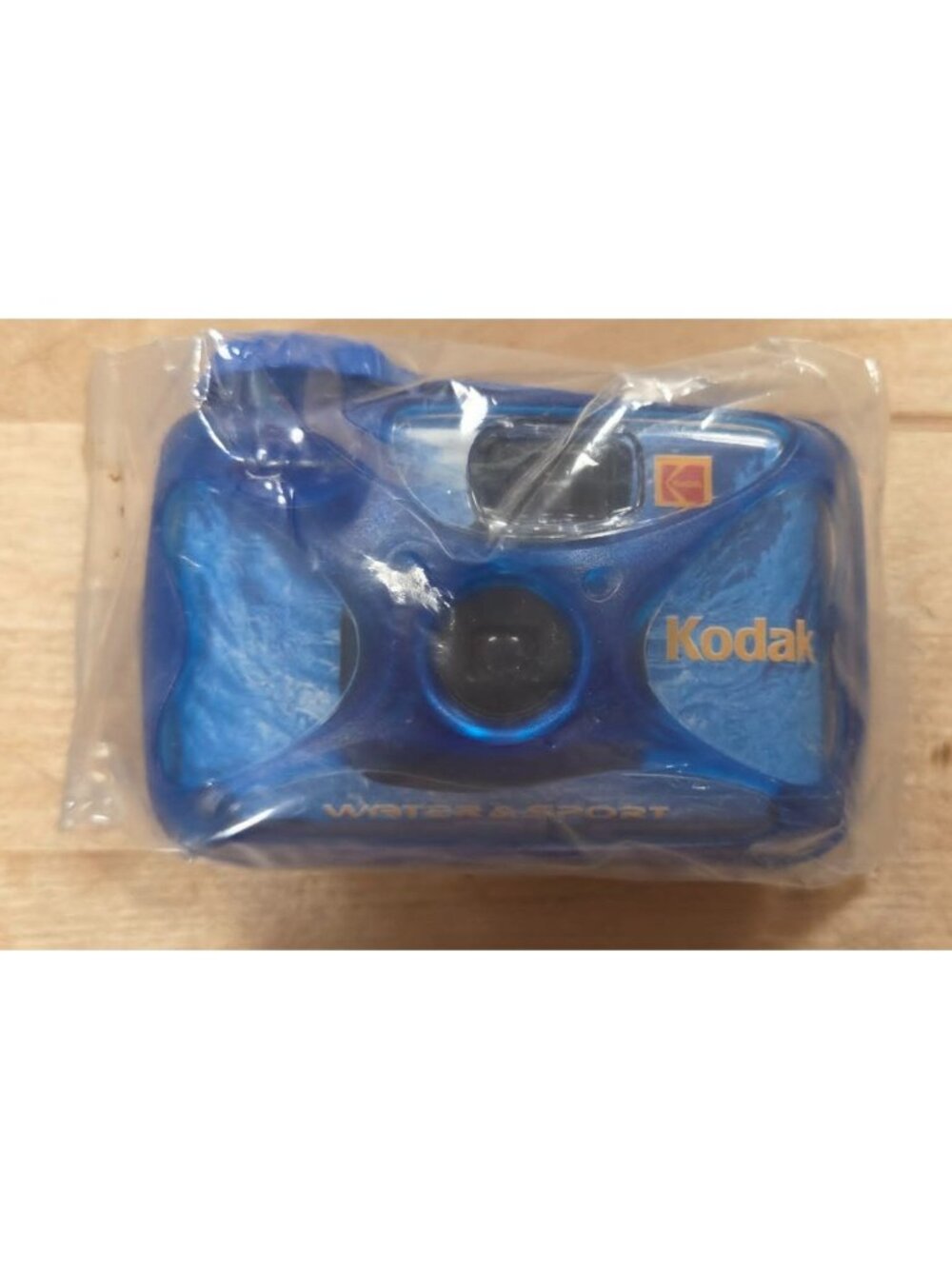 Vintage Kodak Water & Sport Disposable Camera 27 Exp ISO 800 Expired 2006